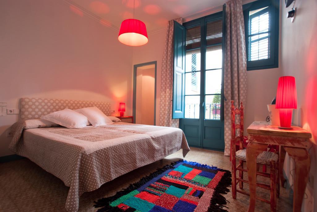 سان فيليو ذي غيشولس Hotel Hostal Chic الغرفة الصورة