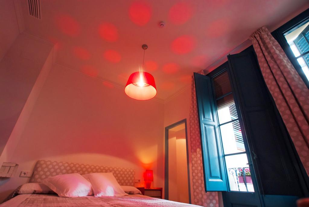 سان فيليو ذي غيشولس Hotel Hostal Chic الغرفة الصورة