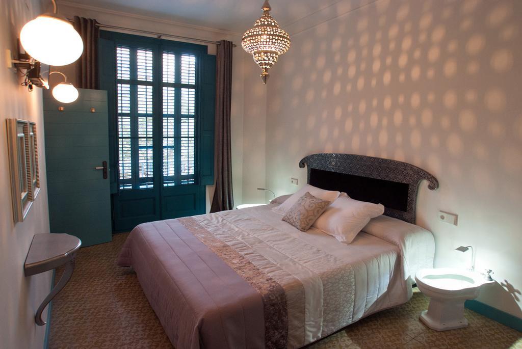 سان فيليو ذي غيشولس Hotel Hostal Chic الغرفة الصورة