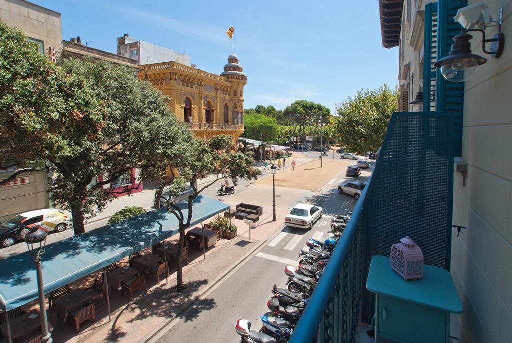 سان فيليو ذي غيشولس Hotel Hostal Chic الغرفة الصورة