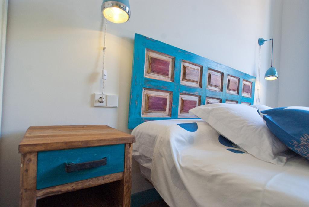سان فيليو ذي غيشولس Hotel Hostal Chic الغرفة الصورة